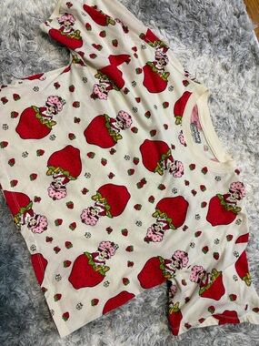 Hybrid Apparel Strawberry Shortcake Graphic Tee - Cream, Red & Pink